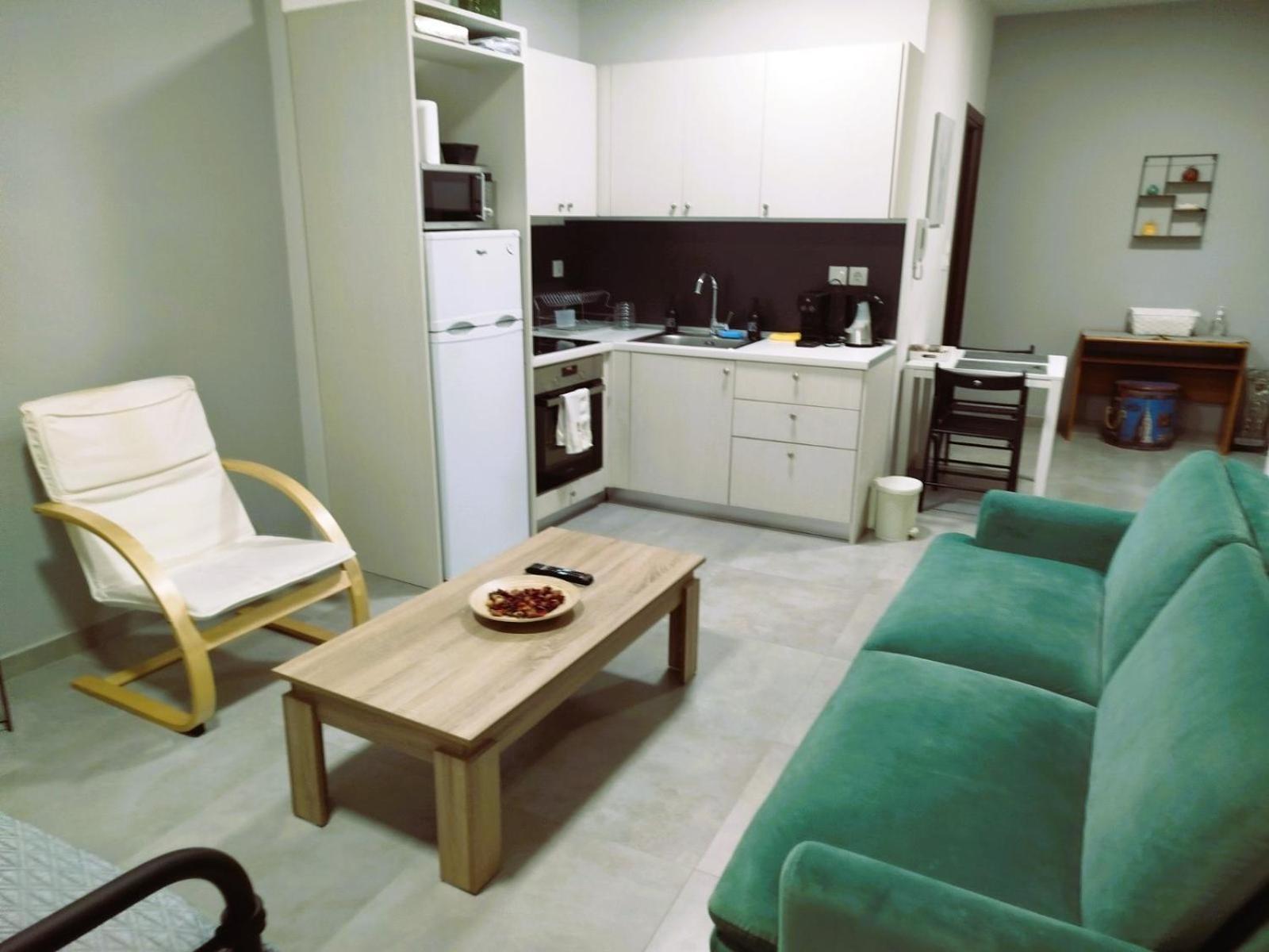 Othonos 10 Str. Apartment. Трикала Экстерьер фото